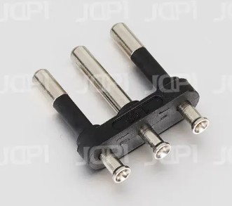 What Are the Voltage and Frequency Standards for Italian Plug Inserts?